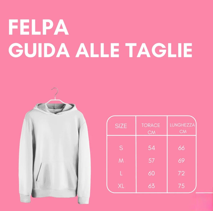 Guida alle taglie felpa con cappuccio, disponibile in varie misure, con dettagli di torace e lunghezza in centimetri, sfondo rosa