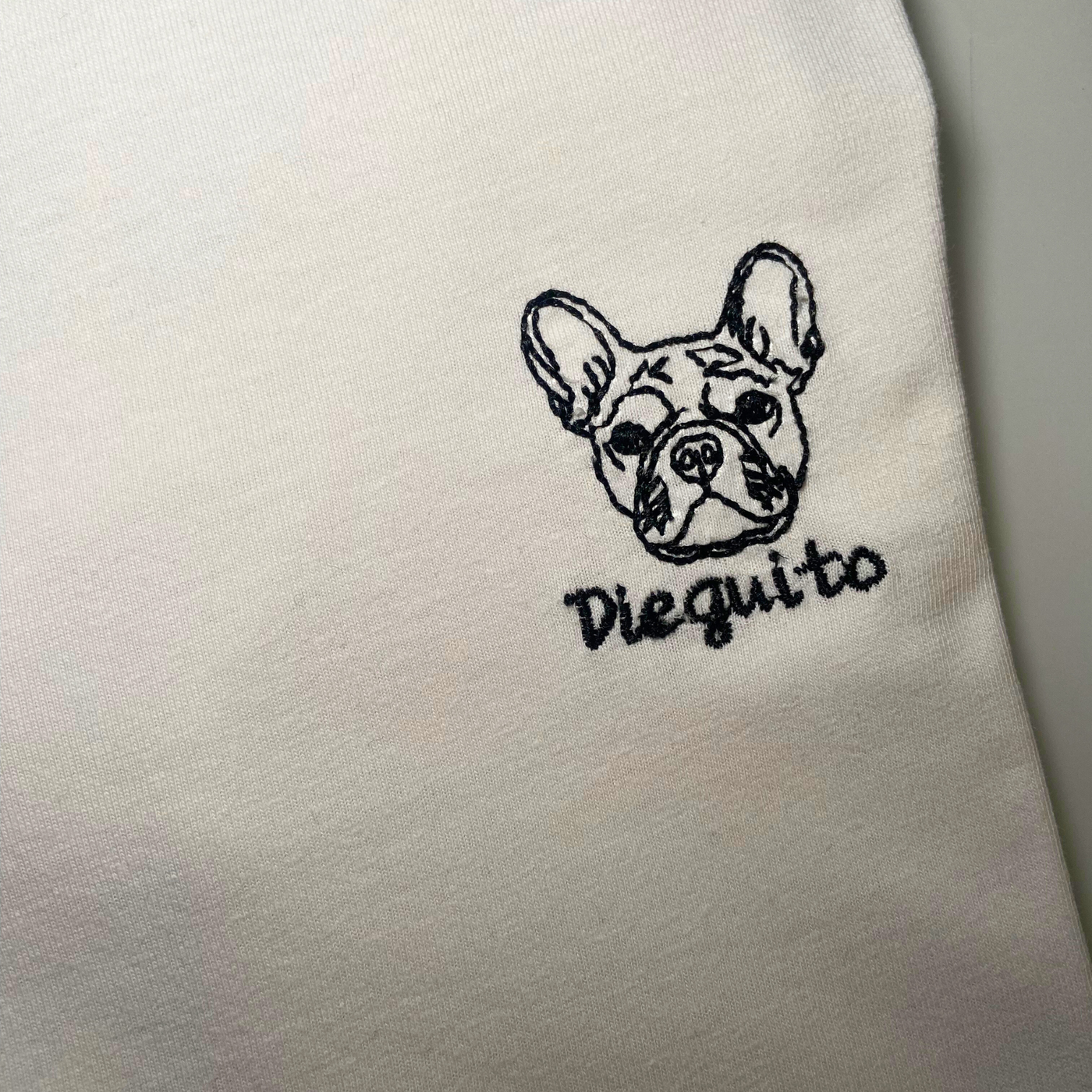 T shirt personalizzata con ricamo di animali domestici