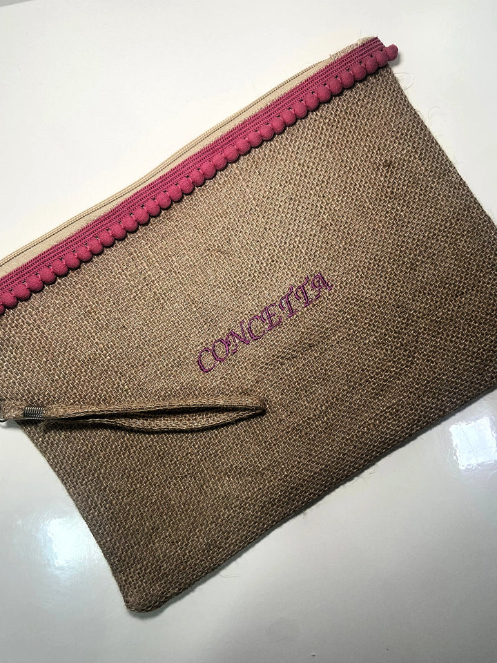 Pochette in juta con passamaneria personalizzata rosa