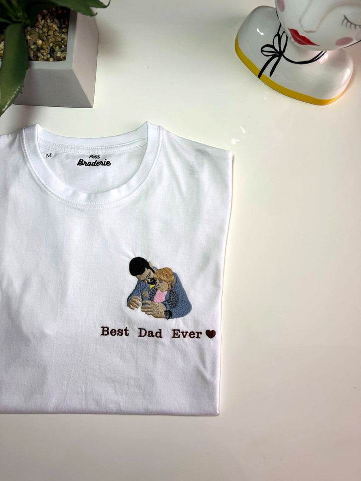 T-shirt personalizzata con ricamo della tua foto a colori